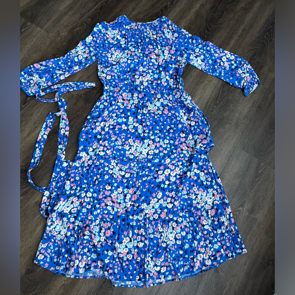 New!  Gorgeous floral print summer dress